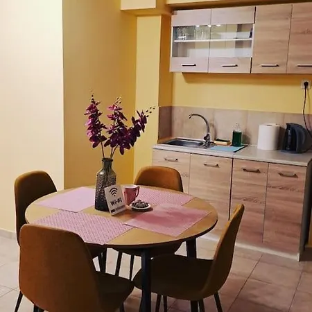 Zenia Home 1 Στην Καρδιά Της Πάτρας Exterior foto